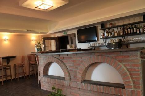 Hotel Vinohrad Milotice Экстерьер фото